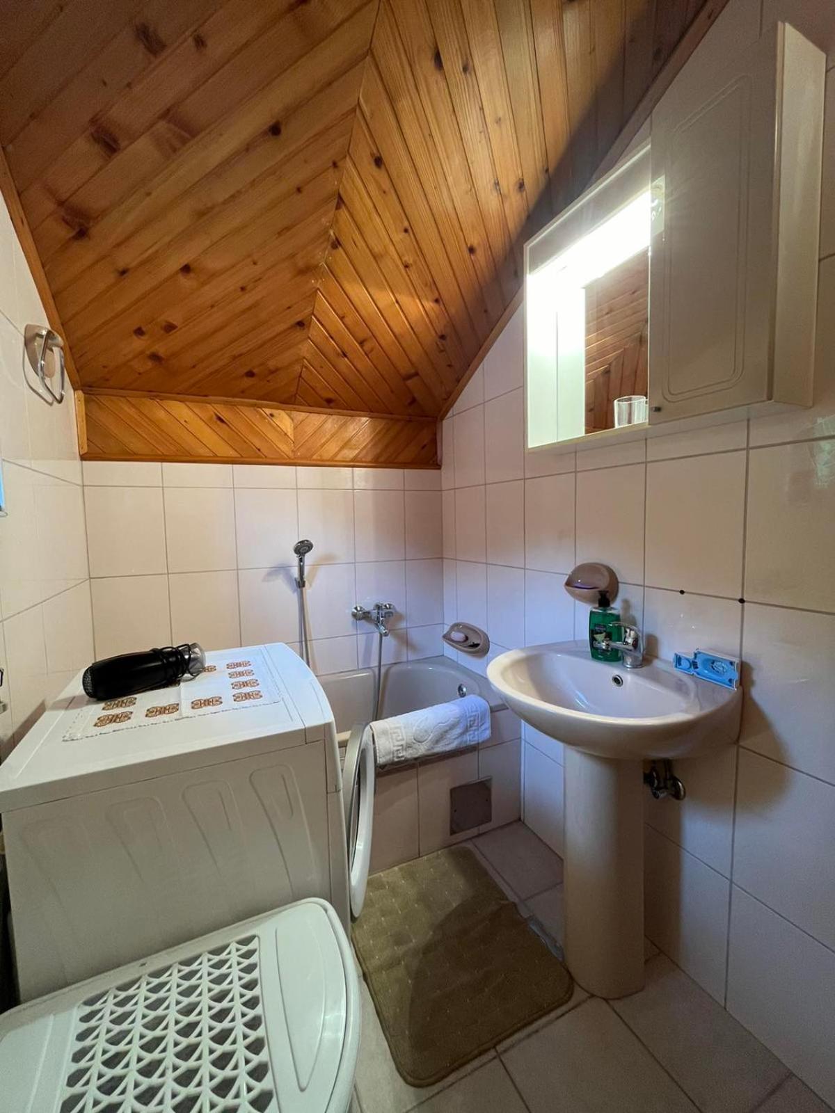 Guesthouse Vratnik Sarajevo Eksteriør billede